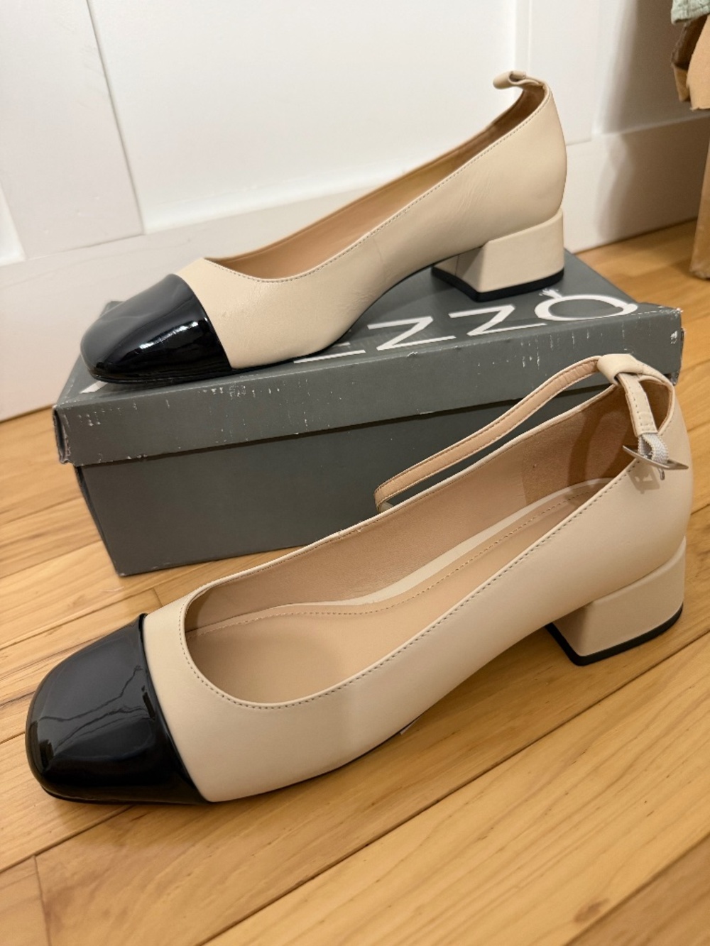 9.5 Arezzo Chloe Low Block Heel
